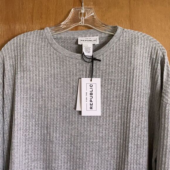 For the Republic waffle Crew Neck Puffer Sleeves - Picture 2 of 8